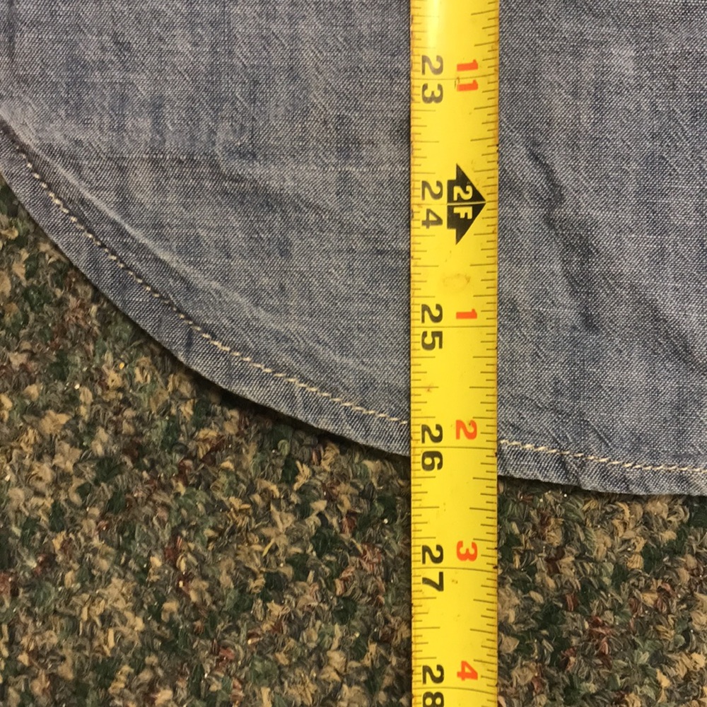 Levi’s Boyfriend Fit Button-up Shirt - Picture 12 of 13